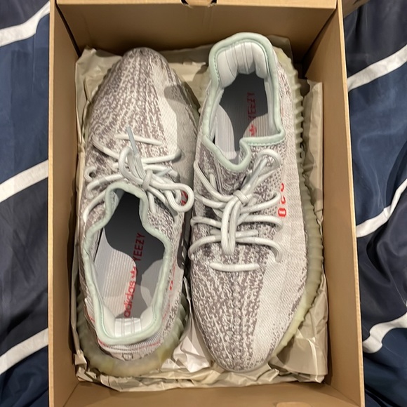 Yeezy 350 V2 blue tint. Size 10 - Picture 2 of 10